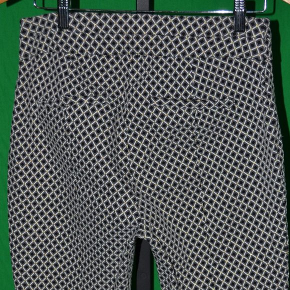 SEVENTH AVENUE   BLACK ,WHITE,GRAY AND GOLD SPANDEX PANTS SIZE M - Picture 5 of 9